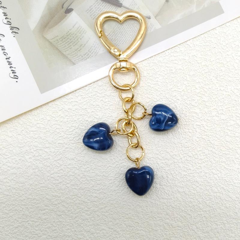 Koreańska Moda Breloczek z Serduszkiem i Smyczka do Telefonu z Zawieszką z Koralików