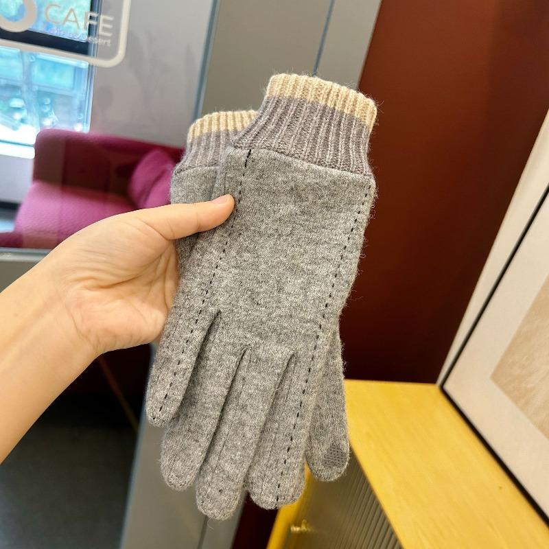 

Cashmere thermal gloves for women are cold-proof in winter, simple electric vehicle riding, piled and thickened, and windproof in winter one size fits all серый