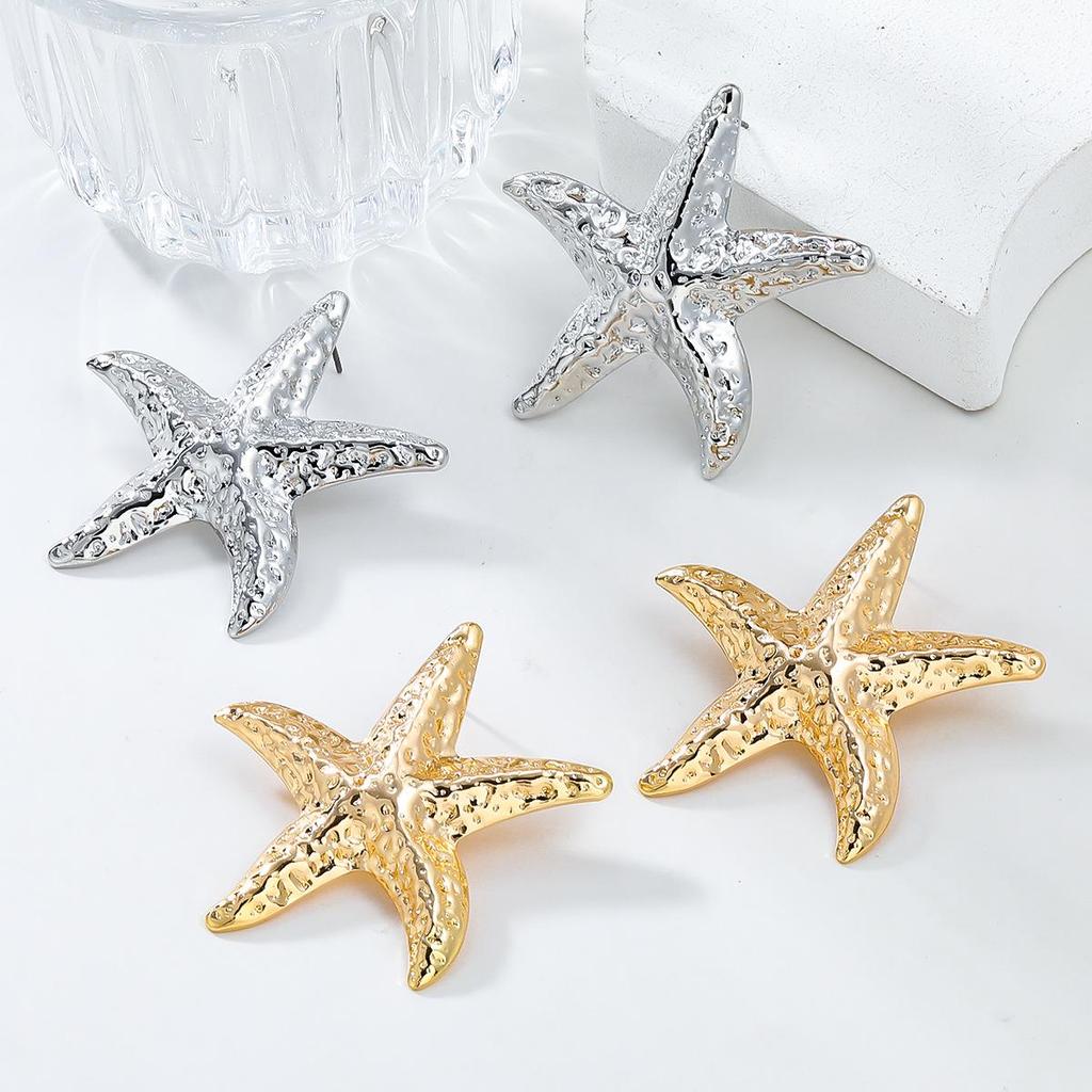 Ocean Style Starfish Earrings: Women's Exaggerated Metal Alloy Beach Accessories
