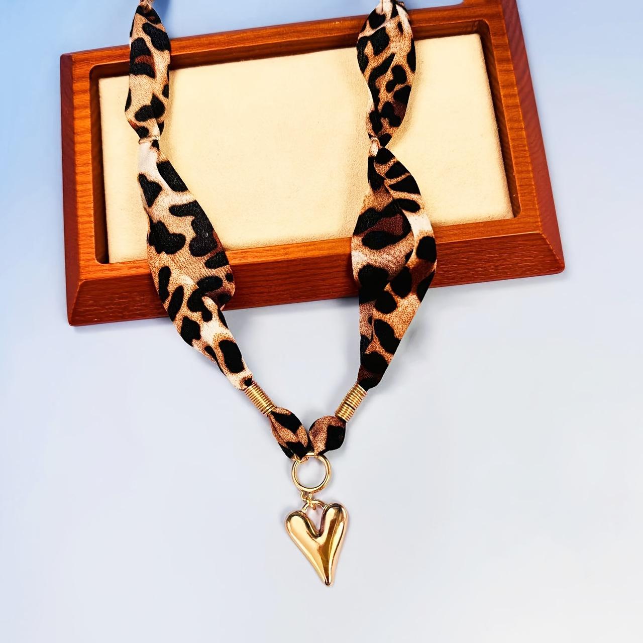 

Модное ожерелье для женских украшений золотой