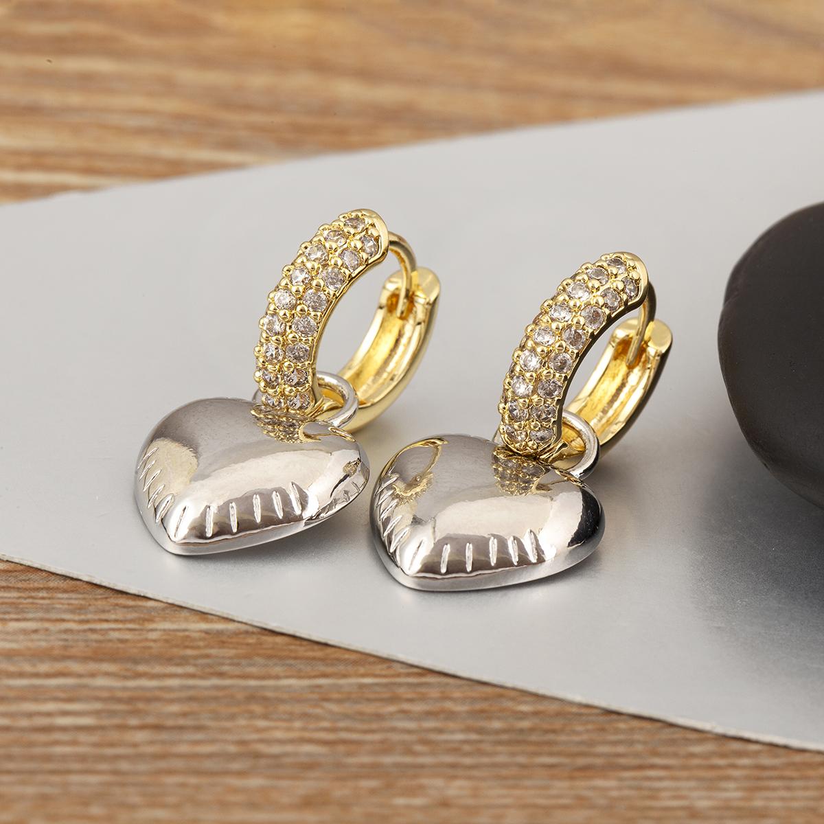 

Nidin Classic New Design Heart Shape Smooth Hoop Earrings For Women Female Copper Inlaid Zircon Fashion Ear Jewelry Wedding Gift