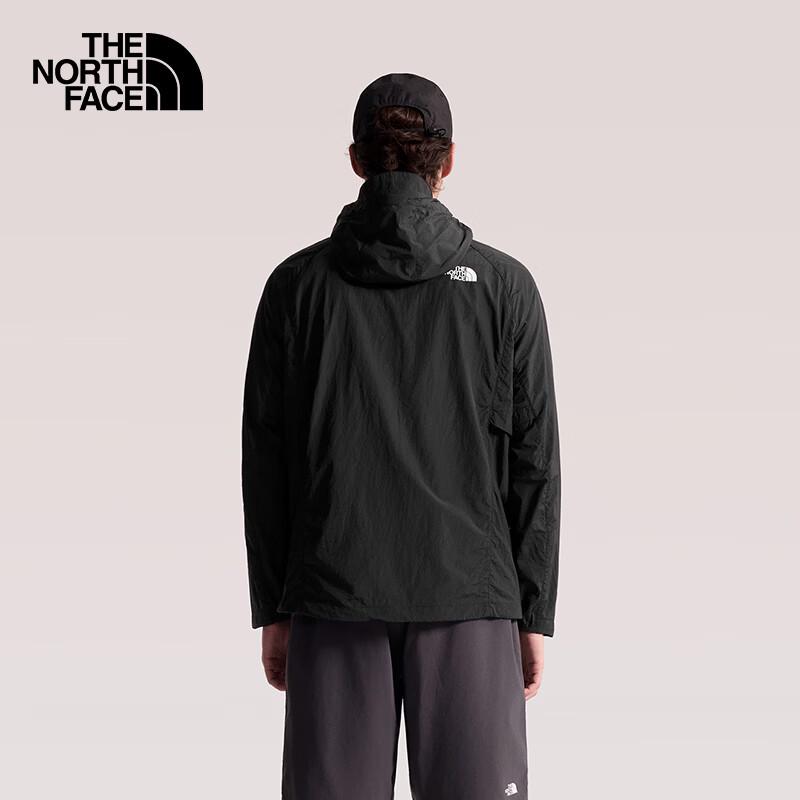 The North Face Men's Lightweight Outdoor Windbreaker