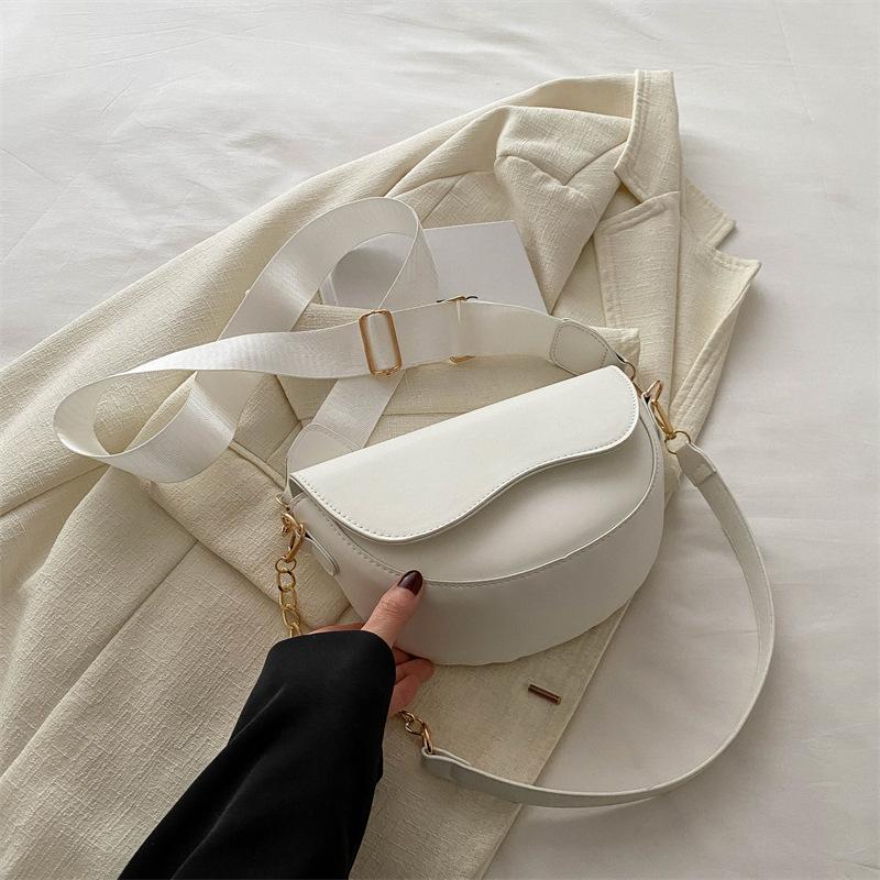 Bag Women 2025 New Popular Leather Face One Shoulder Underarm Bag Broadband Crossbody Saddle