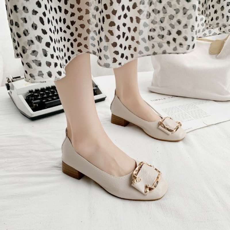 Soft-soled Single Shoes 2025 Spring and Summer New Versatile Flat-soled Large-size Grandma Shoes Thick Heel Medium Heel Evening Fairy Doudou Shoes
