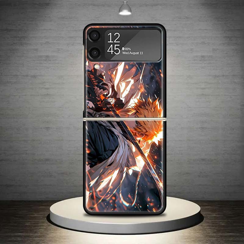 Kurosaki Ichigo Bleach Phone Case For Samsung Galaxy Z Flip 7 6 5 4 3 5G Shockproof Cover Z Flip7 Flip6 ZFlip5 Flip3 Flip4 Luxur