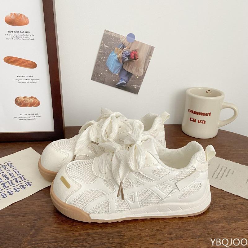 Fashion New Lightweight Breathable Sports Shoes Women Spring Summer Fashionable Versatile Flat Shoes Leisure Comfortable Women Sneakers