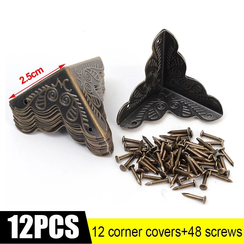 

Carved Wooden Boxes Corner Protector Metal Edge Corners Guard Cover with Screws Wood Case Furniture Dresser Table Decoration