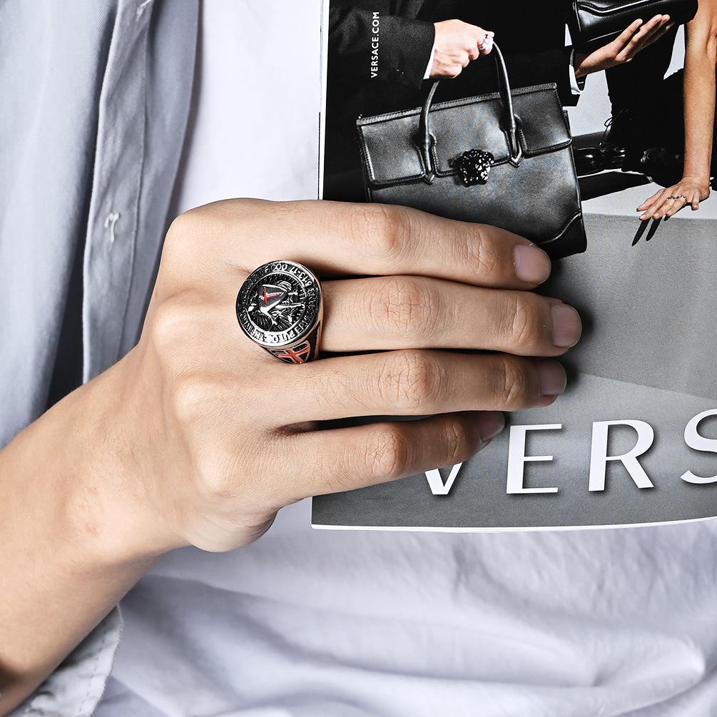 European and American Style Retro Templar Shield Cross Titanium Steel Ring