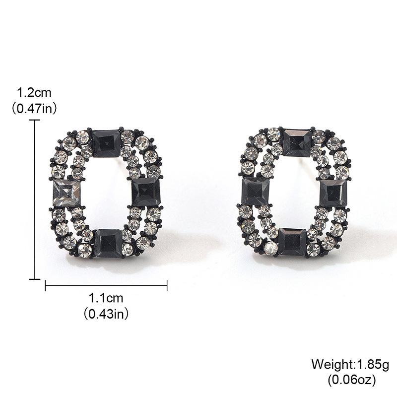 

Retro black flower zircon circle stud earrings for women, high sense, cold wind stud earrings, gentle temperament, earrings design sense