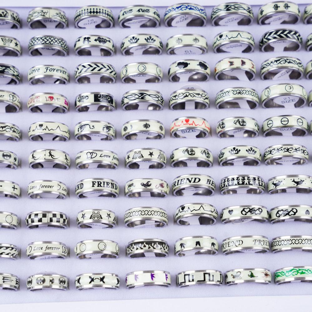 20 Stück/Los Mode Mix Stil Hohl Gestreift Punk Nieten Edelstahlringe Schmuck Für Frauen Männer Party Trendiges Geschenk Großhandel