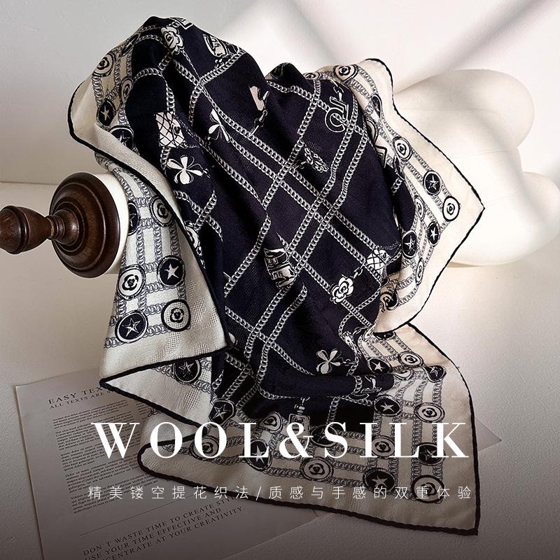 

Camellia Silk & Wool Double-Sided Black & White Square Scarf – Minimalist, High-End Design for Women 60-80 cm