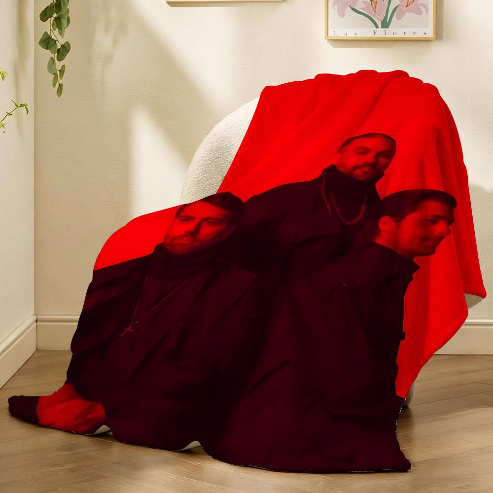 Swedish House Mafia DJ Group Throw 240g flannel blanket, suitable for sofas, beds, offices, exquisite gift blankets