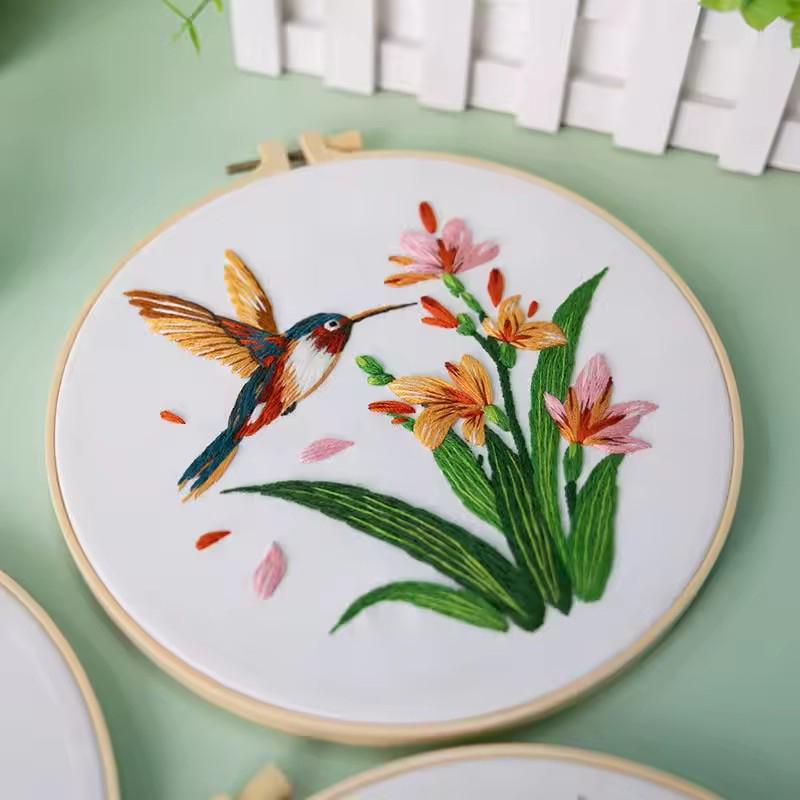 Diy Handmade Embroidery Material Kit Hummingbird Kingfisher Flower Bird Flying Bird Fabric Embroidery Kit For Beginner Adult