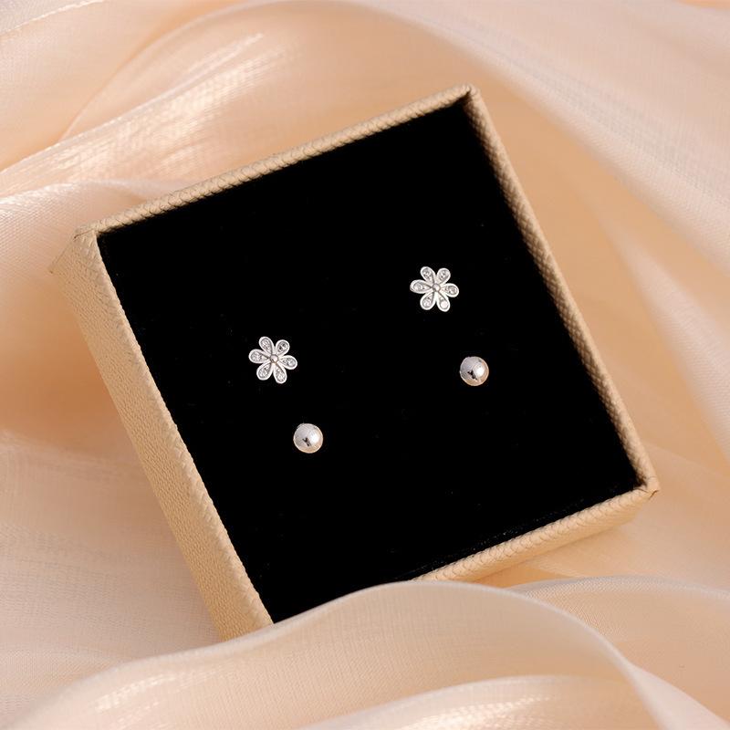 Diamond-Studded Flower Screw-On Earrings Understated Design Unique U-Shaped Earrings For Women
