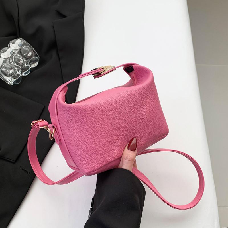 Stylish 2023 Winter Korean Fashion Handbag Elegant Pu Leather Shoulder Bag With Zipper