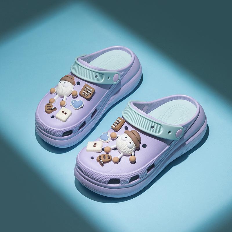Star with the same puff  female cartoon cute thick-soled stepping shit beach shoes summer new cool slippers