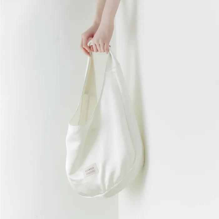 Satin Glow Bag_ivory