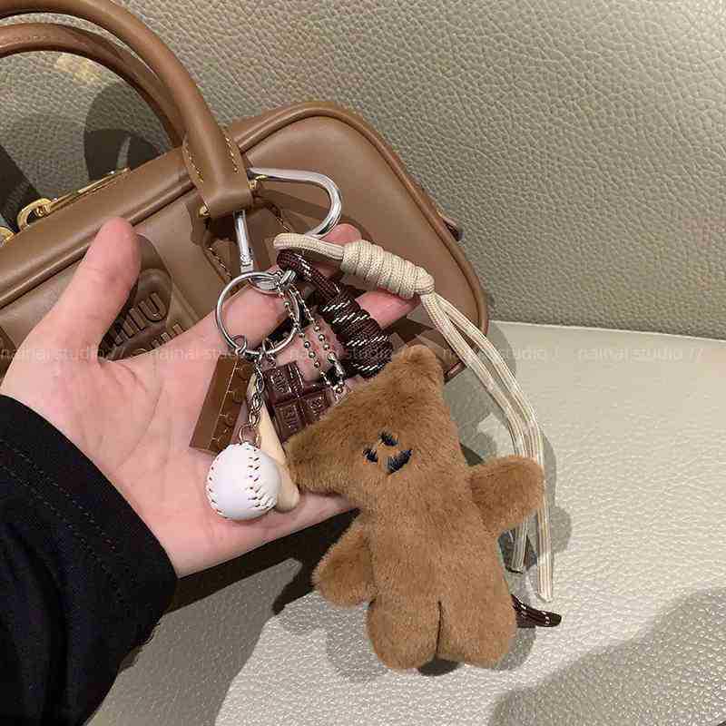 

Han Dou Little Bear Pendant – Cute Cartoon Climbing Rope Plush Keychain Charm Non-Han Dou Bear Baseball Chocolate Pendant