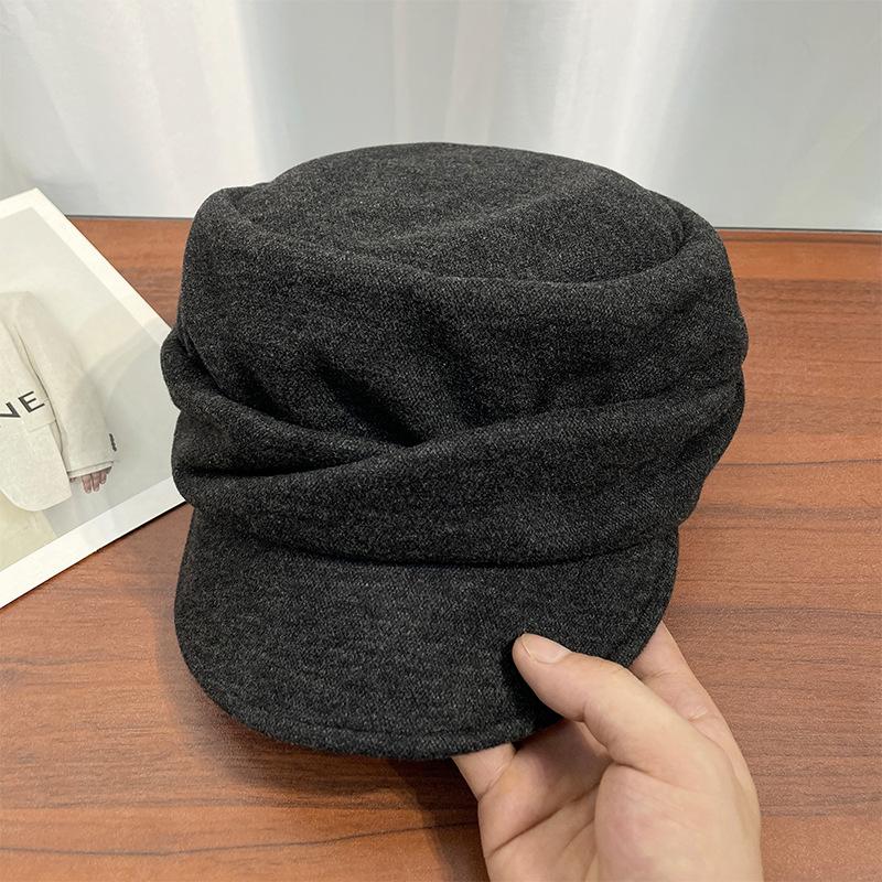 

Retro Yamamoto style Pleated Octagonal Hat for Women New Autumn and Winter Flat Top Beret with Face Small Duck Tongue Hat 56-60cm