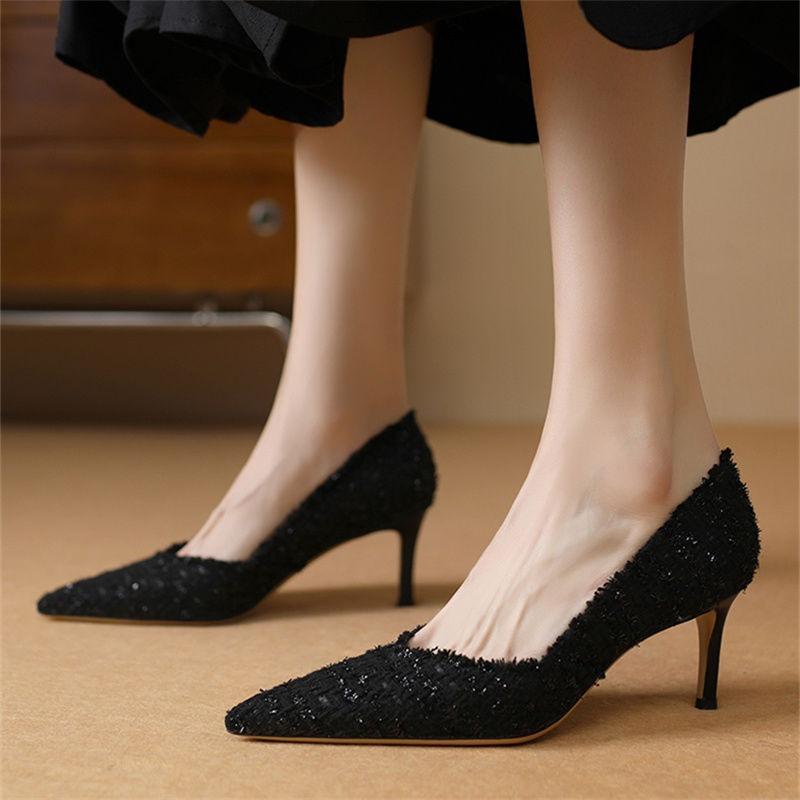 

Small heel banquet shallow single shoes women s spring and summer 2025 new celebrity pointed high heels show thin trendy women s shoes 43 чорний