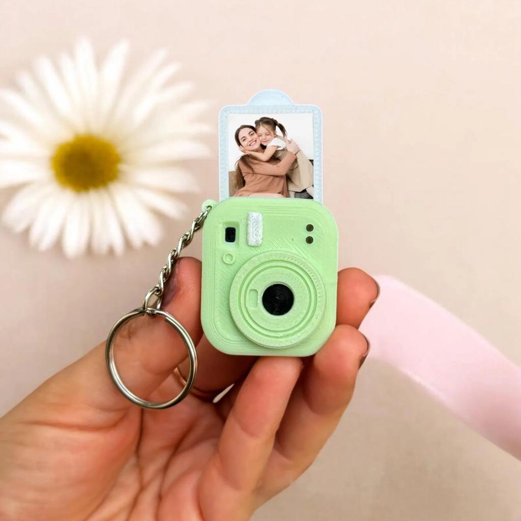 3D Printed Photo Keychain Mini Picture Frame Keyring Bag Charm Custom Picture Insert Gift for Teens Friends