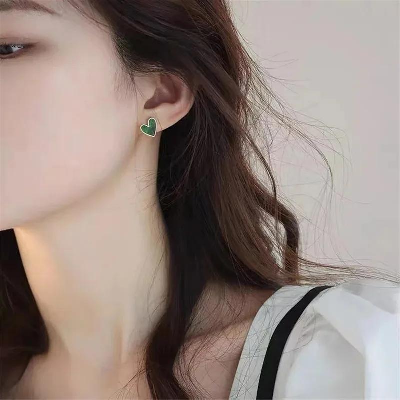 Cute Korean Earrings Heart Bling Zircon Vintage Dark Green Versatile Gold Color Earring for Women Fashion Jewelry 2024 New Gift