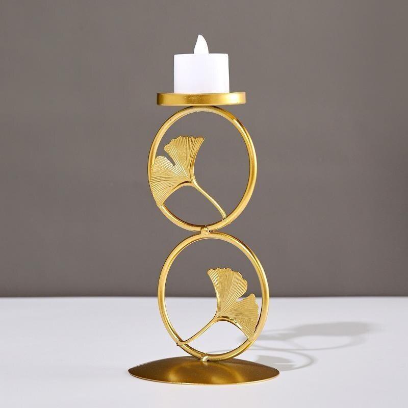 Candlestick Geometric Style Iron Art Nordic Style Creative Maple Leaf Candlestick Decoration for Table Parties Home Decor