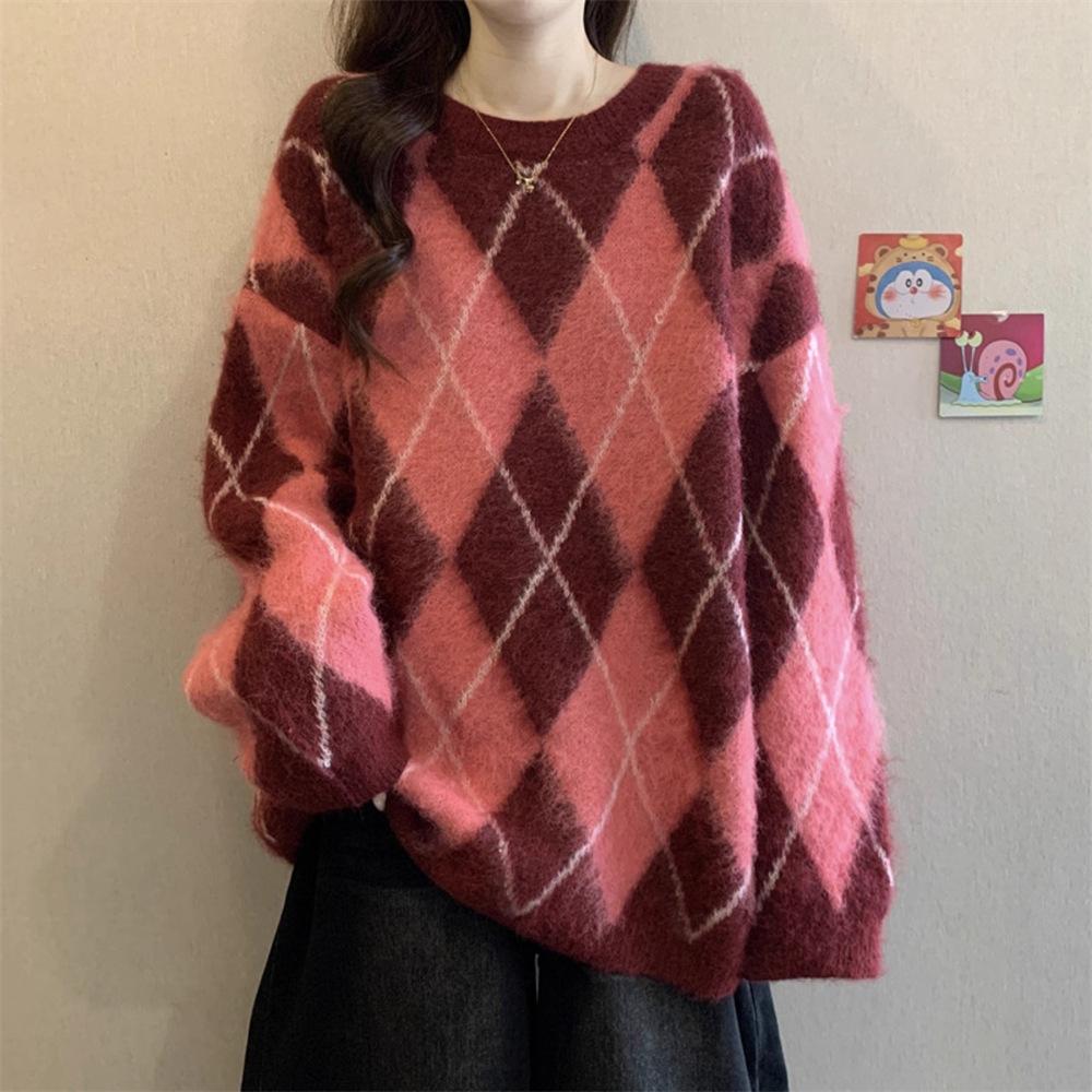 Retro contrasting color rhombus pullover sweater women's autumn and winter new loose temperament lazy wind soft waxy knitted sweater top