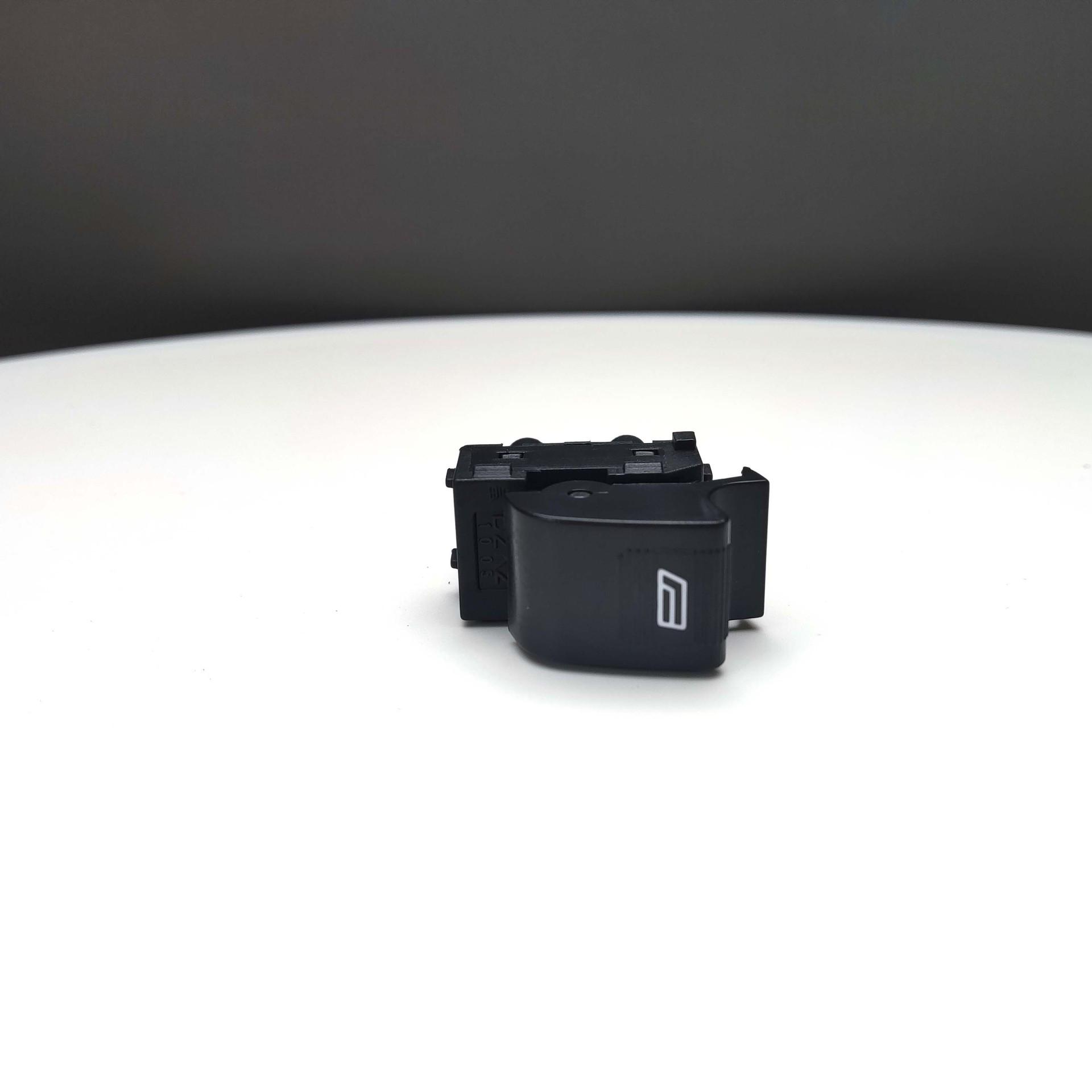 

Переключатель стеклоподъемника Geely