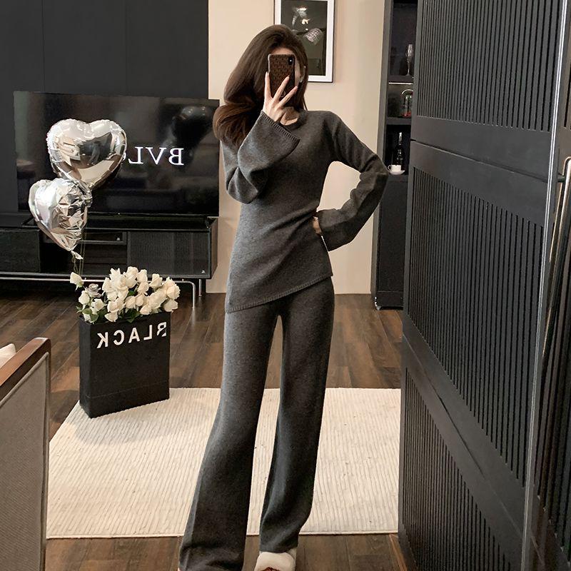 Chic Knitted Two-Piece Set: Bell Sleeve Sweater & Wide Leg Pants for Women (Autumn/Winter)