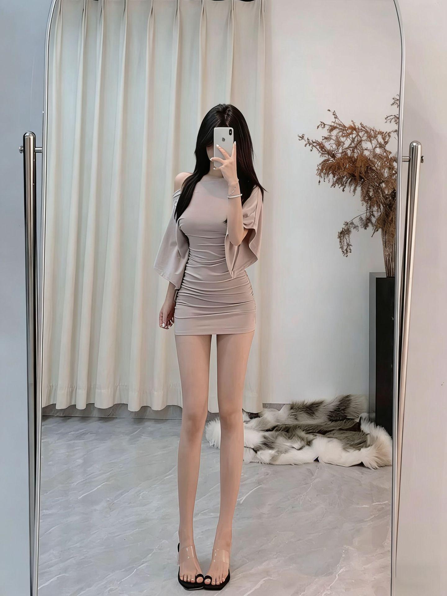 

Women s One-Shoulder Bell Sleeve Dress: Pearl & Jade-Inspired Pleated Waist, Hip-Hugging Short Skirt (2026 Collection) XL