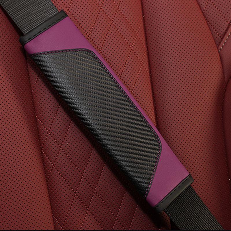 

Чохол на плечову накладку ременя безпеки з вуглецевого волокна чорний