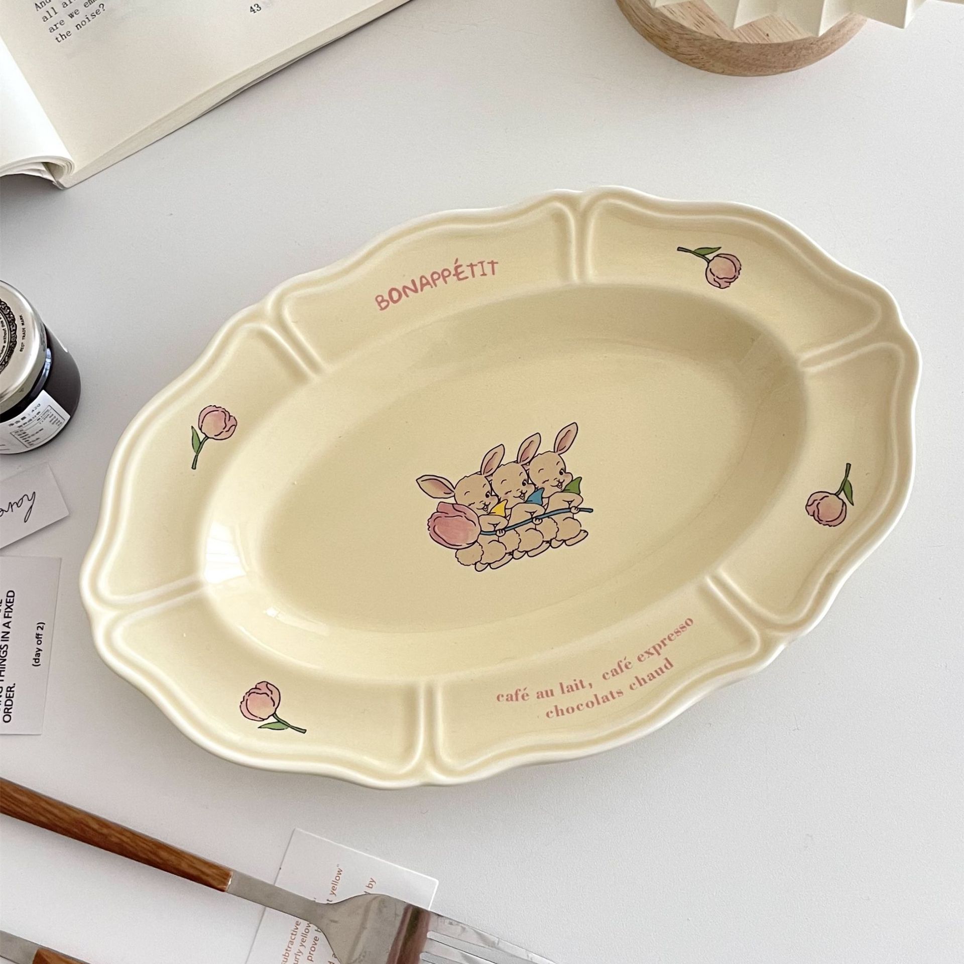 Корейская винтажная тарелка в стиле ИНС, французская тарелка с тремя кроликами, тарелка  Тюльпан , кремовая кружевная тарелка, неровная десертная керамическая овальная тарелка, кофейная чашка белый