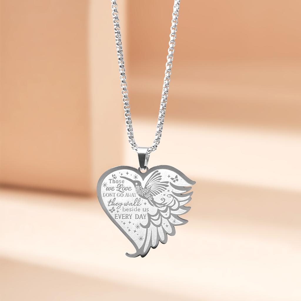 Heart-Shaped Hummingbird Wing Necklace, Made Of Stainless Steel. We Love It, Don'T Miss Out! Suitable For Both Men And Women.