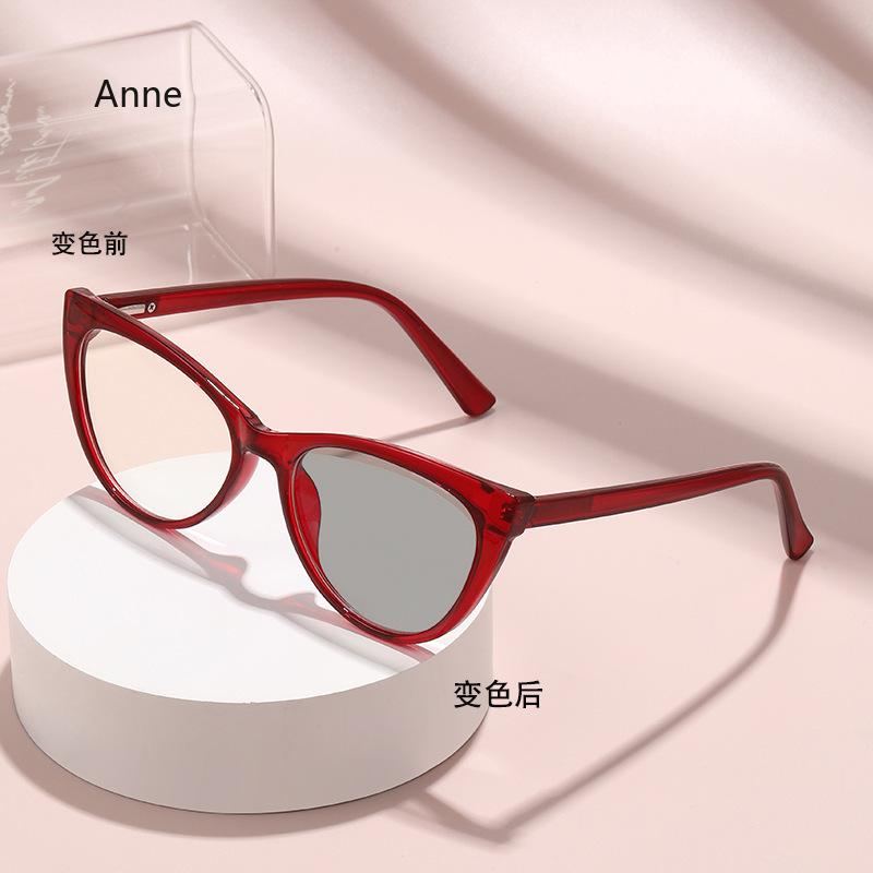 Ladies Trendy Photochromic Myopia Glasses Fashionable Cat Eye Frame Anti Blue Light Eyewear Stylish Women Minus Sight Glasses