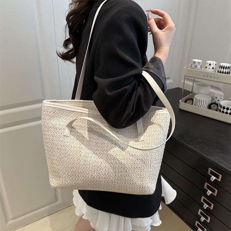 Source manufacturer straw woven bag, new beach woven straw bag, shoulder women's bag, Japanese and Korean simple leisure vacation bag