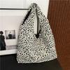 Leisure commuting large capacity bag for women fashion trend leopard print versatile shoulder bag paquete tote