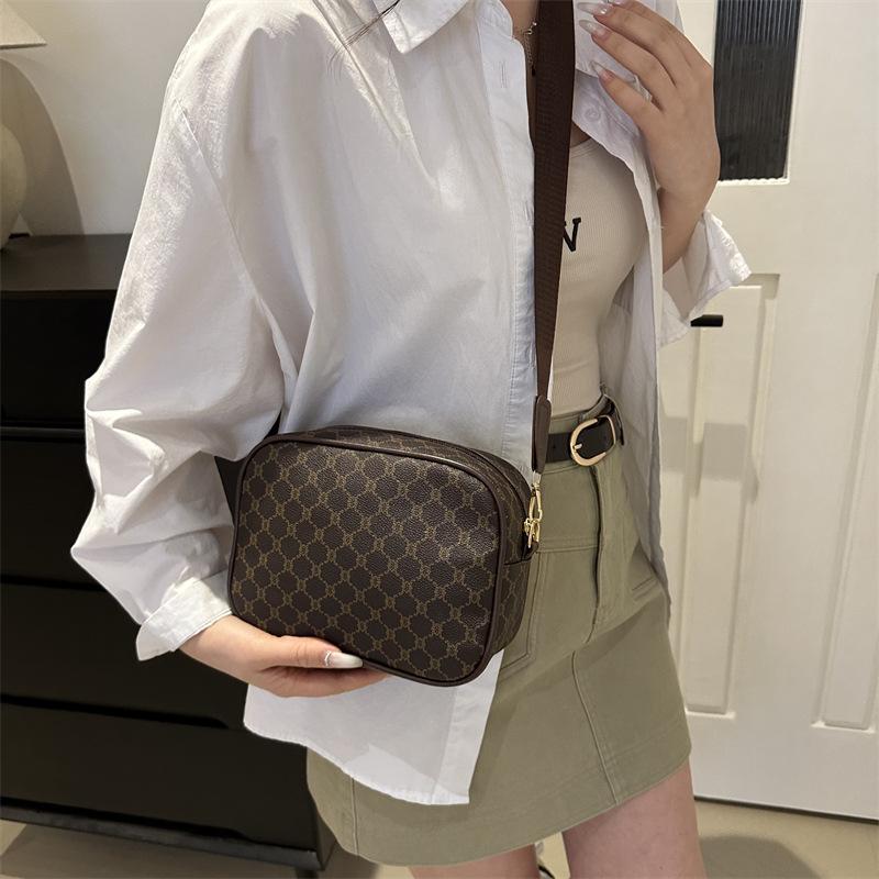New Summer Retro  Fashionable  Simple  and High-value Niche Design  Presbyopia  One Shoulder Crossbody  Mother Child Small Square Bag