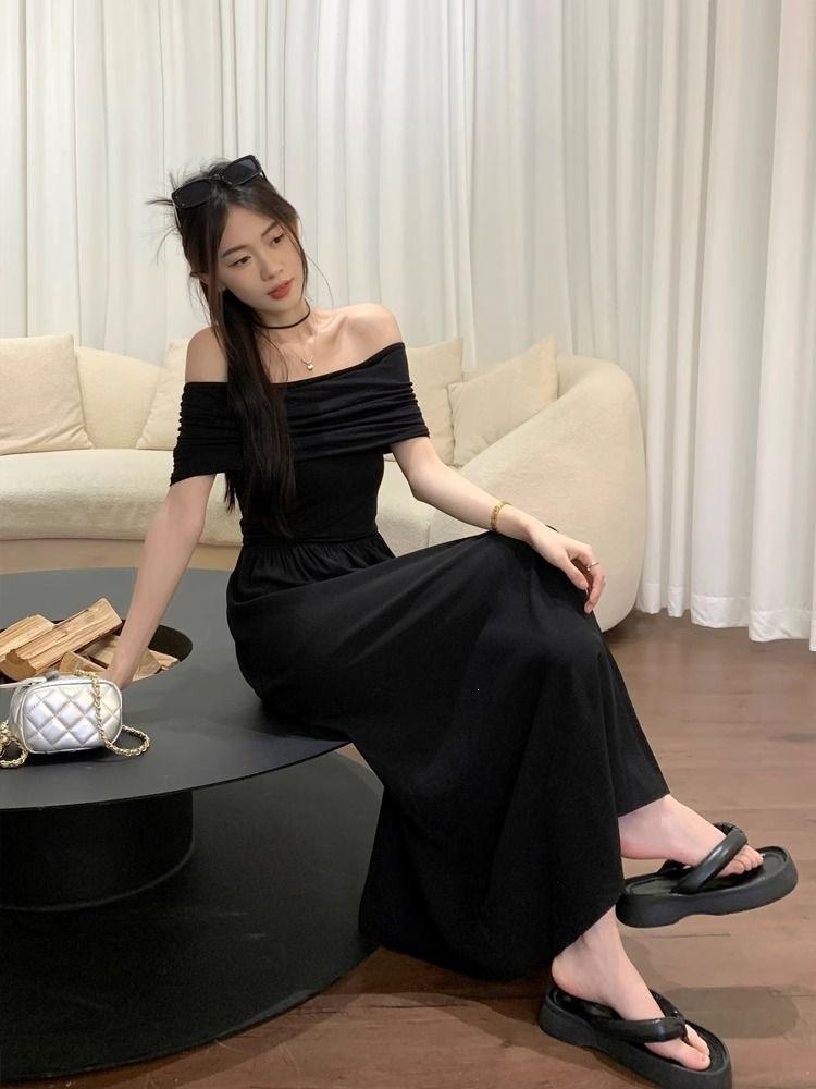 Black one-word shoulder dress women's summer 2026 new French temperament sexy waist and thin off-the-shoulder dress