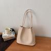 Borsa Tote Grande Intrecciata con Tracolla Lunga e Design Spazioso Perfetta per la Spesa Quotidiana e le Uscite