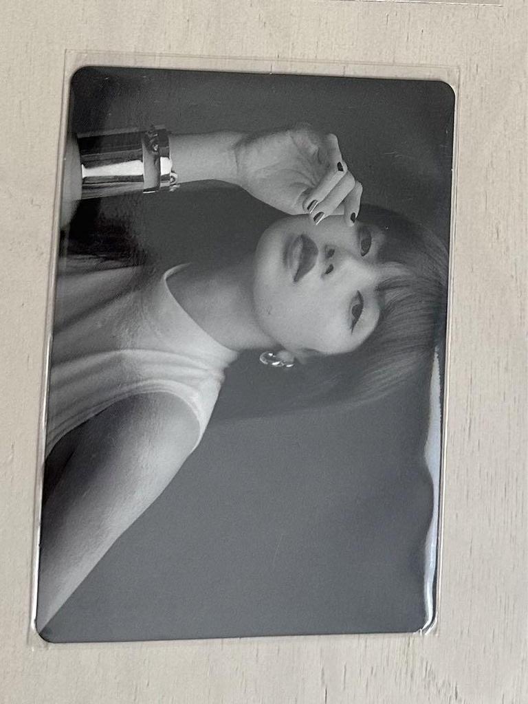 [USED] blackpink kill this love trading card lisa