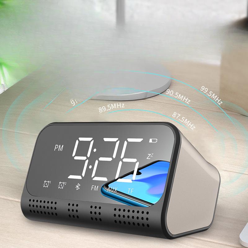 Bluetooth Lautsprecher TF-Karte Subwoofer Schlummer-Wecker Spiegel Radio Kreative LED Elektronische Uhr Geschenk