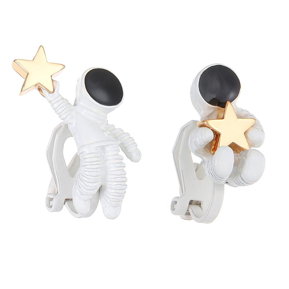 

Серьги-астронавты, серьги-пусеты в виде звезд и луны, женские, в стиле ins, милые, модные, асимметричные, трендовые, клипсы для козелка уха