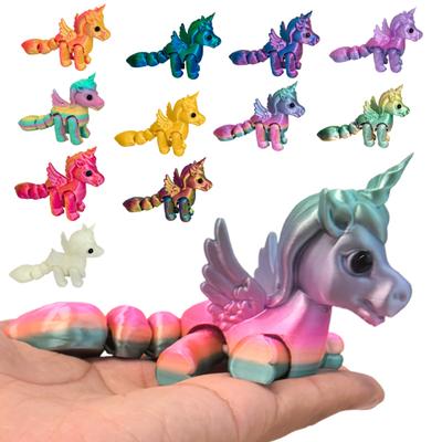 Movable Joints Flying Horse Figurine 3D Printed Flying Pony Statue Stress Relief Fidget Toy Educational Animal Model Desktop Decoration Ornament