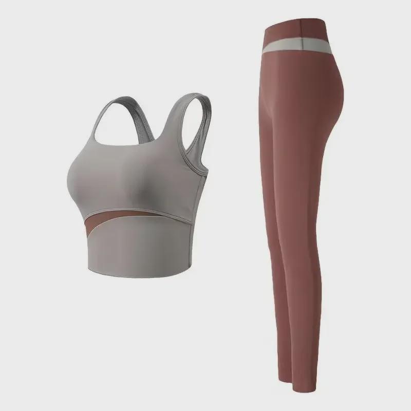 "Seamless Quick-Dry Colorblock Yoga Suit: Breathable, Slim-Fit, Nude, Tight Fitness Wear for Women"