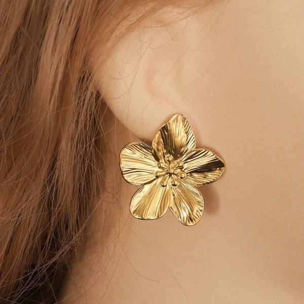 Trendy Gold Color Flower Shaped Earrings for Women Minimalist Imitation Pearls Drop Earrings Friendship Party Jewelry Gifts