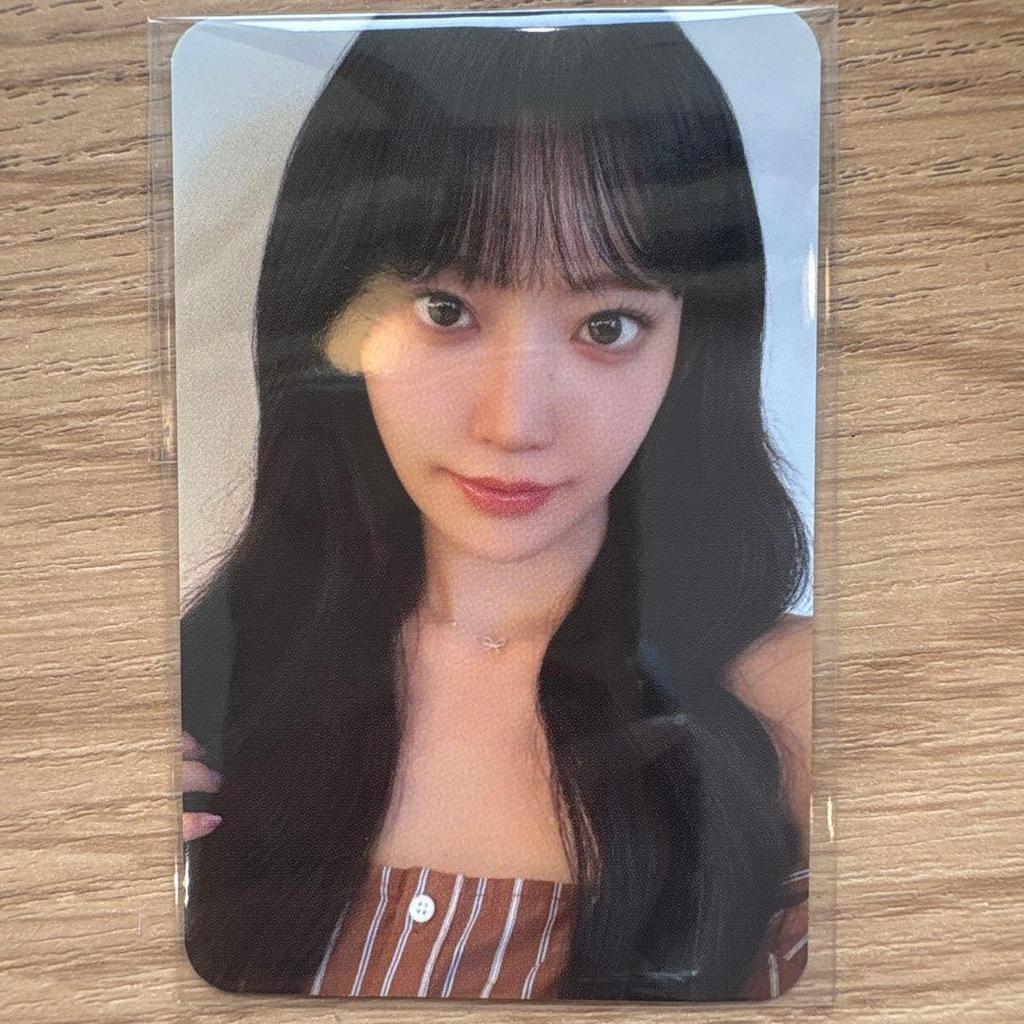 [USED] Le Sserafim Spaghetti Sakura Trading Card Aladdin