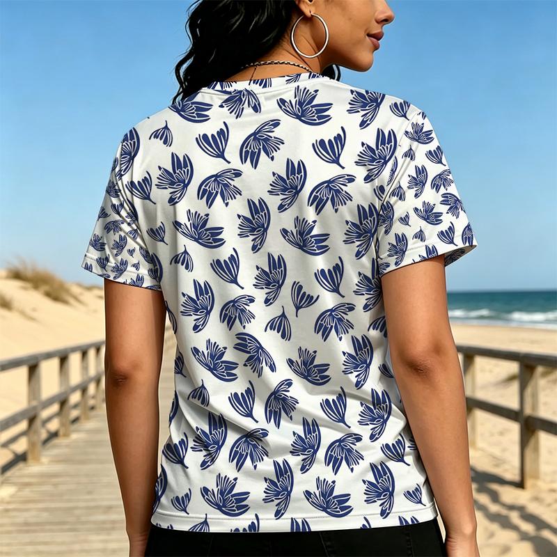 Women's Short Sleeve T-Shirt Soft Skin-friendly Fabric, Minimalist Floral Print, Casual Versatile Top for Daily Wear & Weekend Getaways