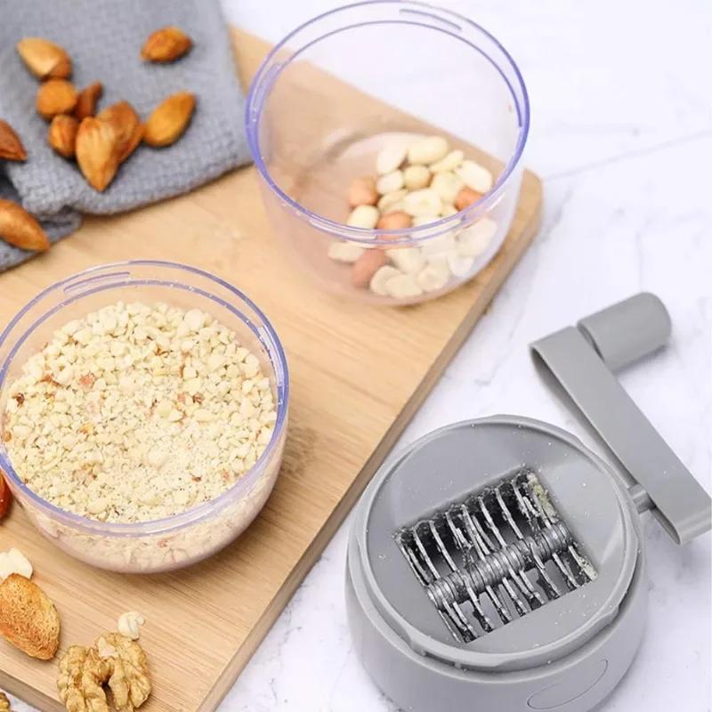 Multifunctional Nut Chopper Manual Food Grinder Crusher Hand Crank for All Nuts Pecans Walnut Groundnut Grinder