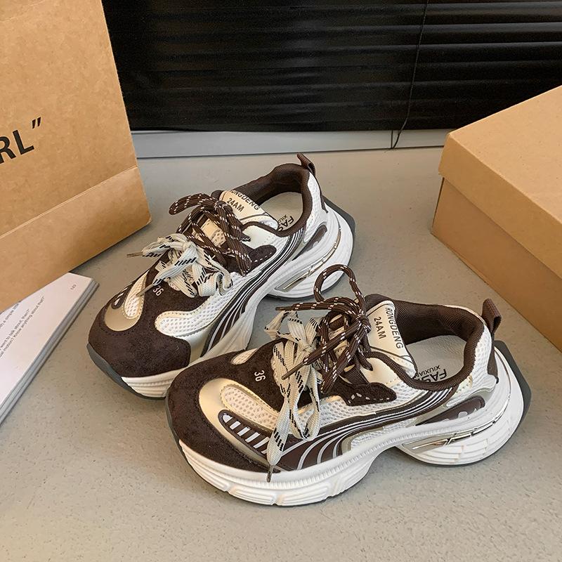 

Spring new thick-soled heightened and small gray women s fashion, comfortable and versatile sports and leisure shoes 35 коричневий